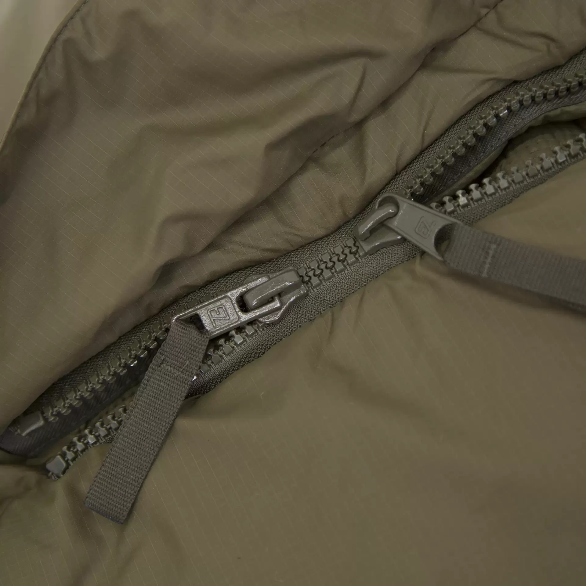 244730_23_survival_one_olive_11.webp