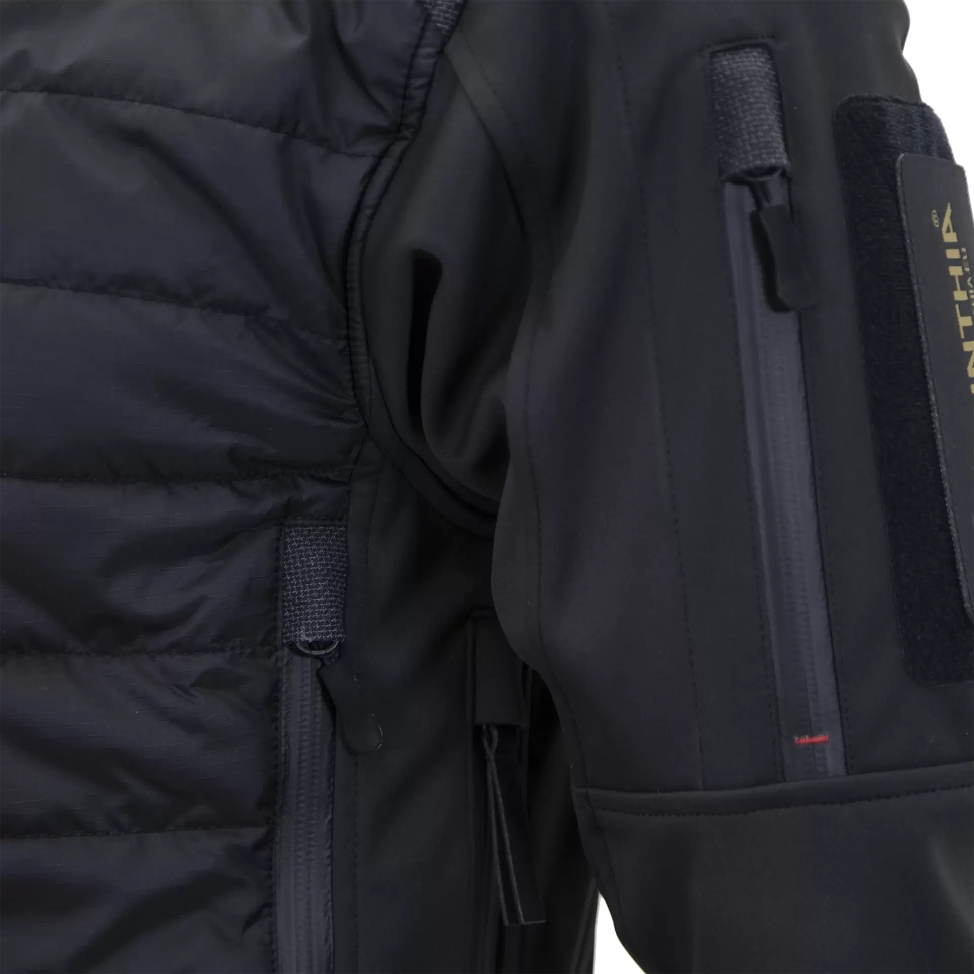 347730_g-loft_isg_jacket_black_07.webp