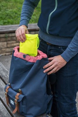 X111-warnweste-im-beutel-signal-gelb-warnwesten-korntex-lifestyle_400x400.jpg