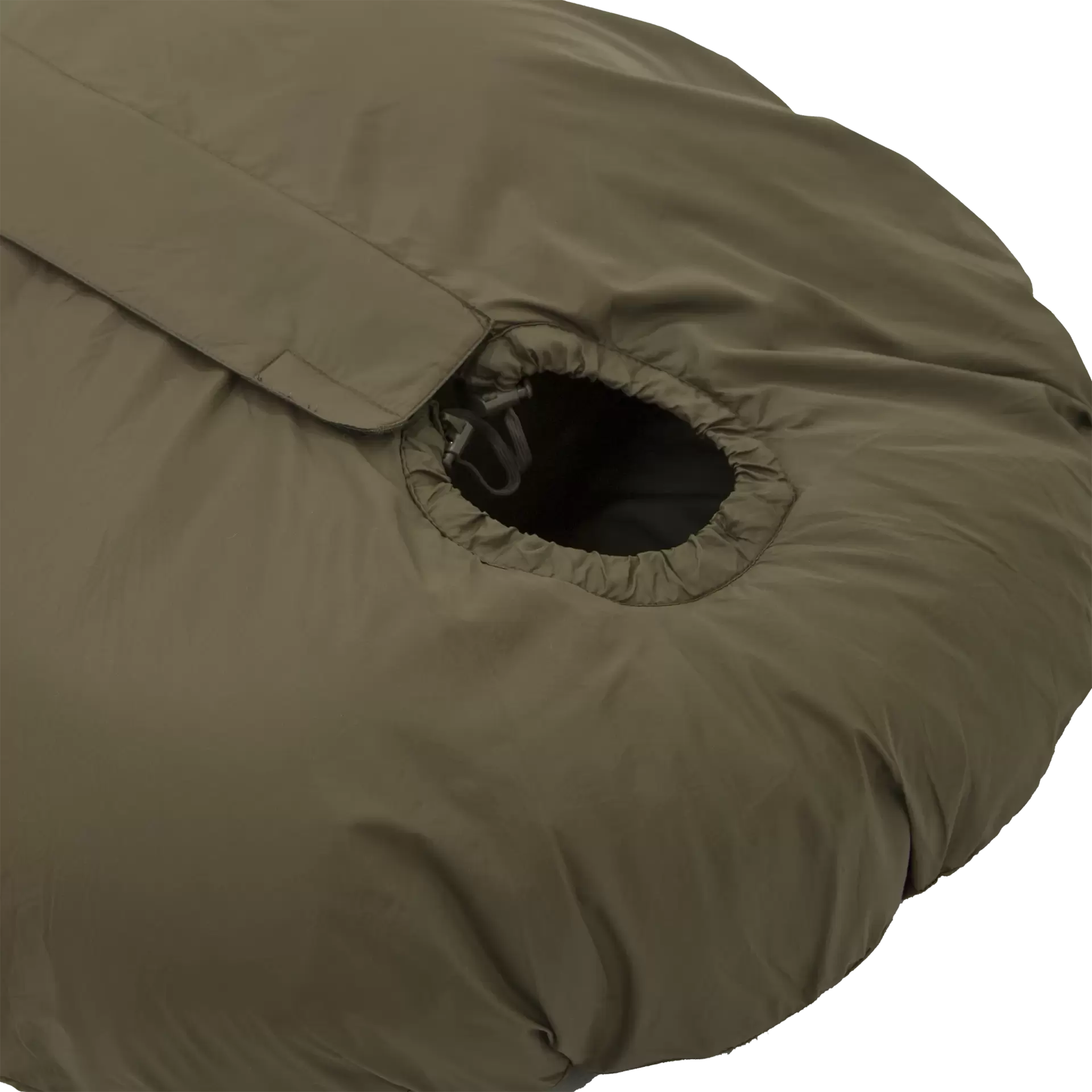 Carinthia_763732_23_defence1_top_olive_03.webp