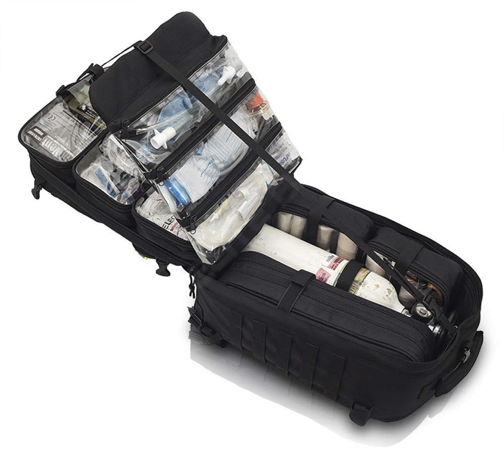 MB11.001_PARAMED'S Notfallrucksack schwarz offen gefuellt2.jpg